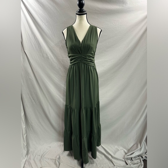 Boho V-Neck Pleated Waist Dress Army Green - Picture 6 of 8